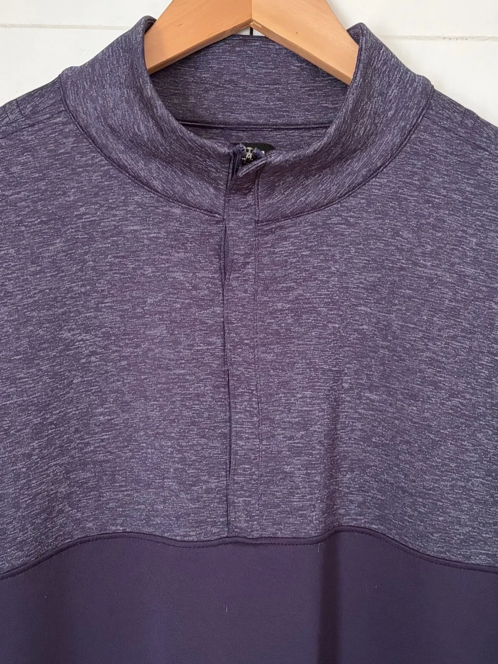 Footjoy Men’s Size L Long Sleeve 1/4 Zip Mock Neck Pullover Performance Sweater